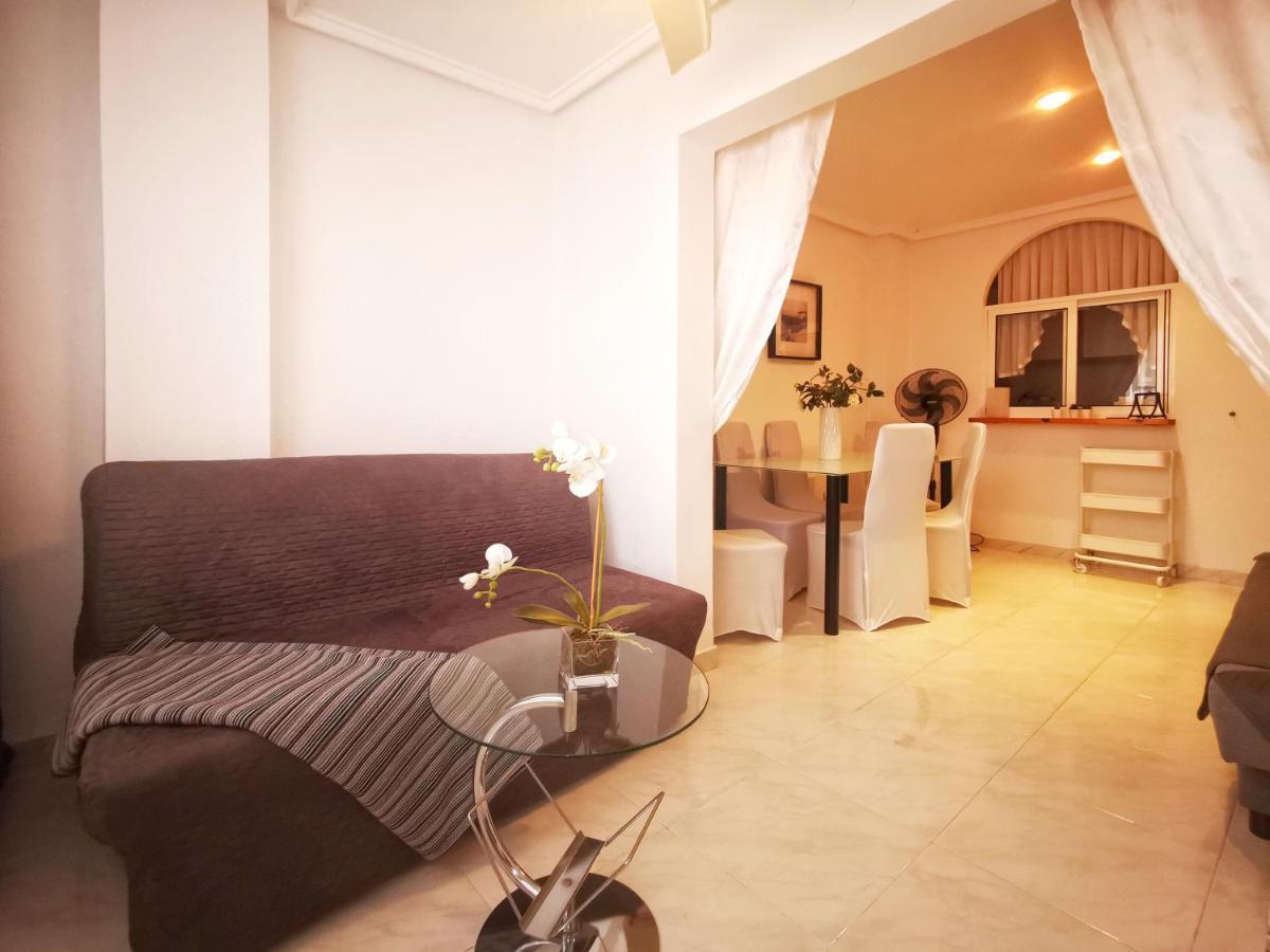 Apartmán Atico - Duplex, Smart Tv, 4 Erwachsene Torrevieja Exteriér fotografie